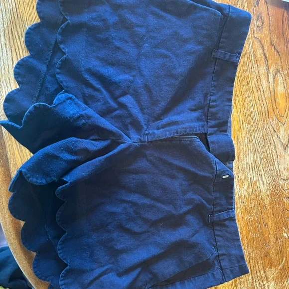 J. Crew Navy Scalloped-Edge Shorts - Picture 1 of 3